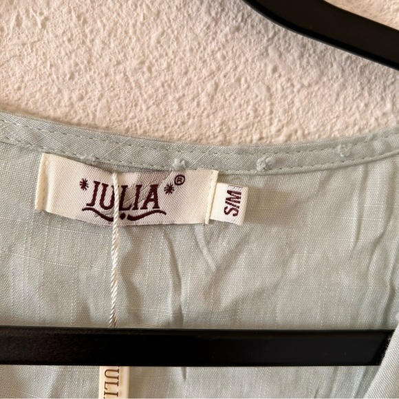 JULIA Peplum 12/ Flutter Sleeve Button front Blouse Women Size S/M NWT - Picture 5 of 11